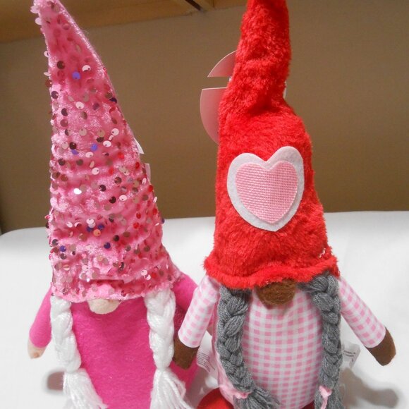 2 NEW Valentine's Day Decorative weighted Gnomes pink & red w/ braids 15" ππ - Picture 7 of 9